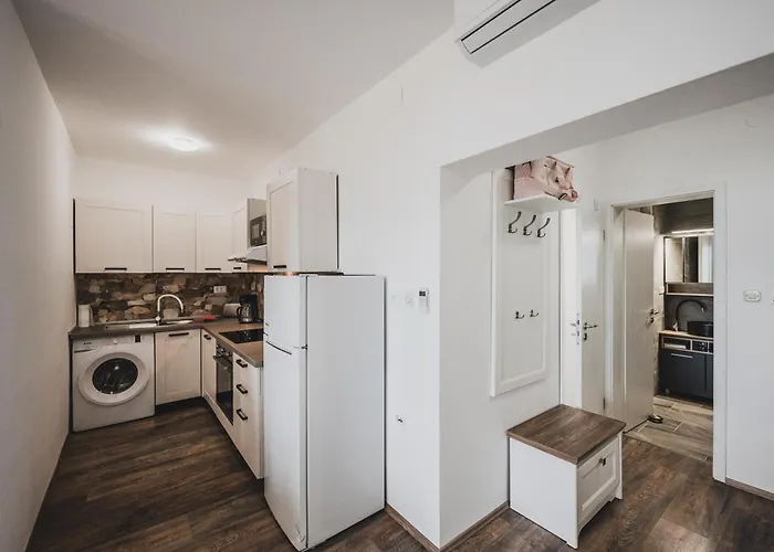 Sabrina Apartamento *