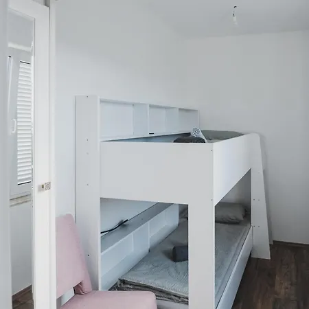 Sabrina クリムノ